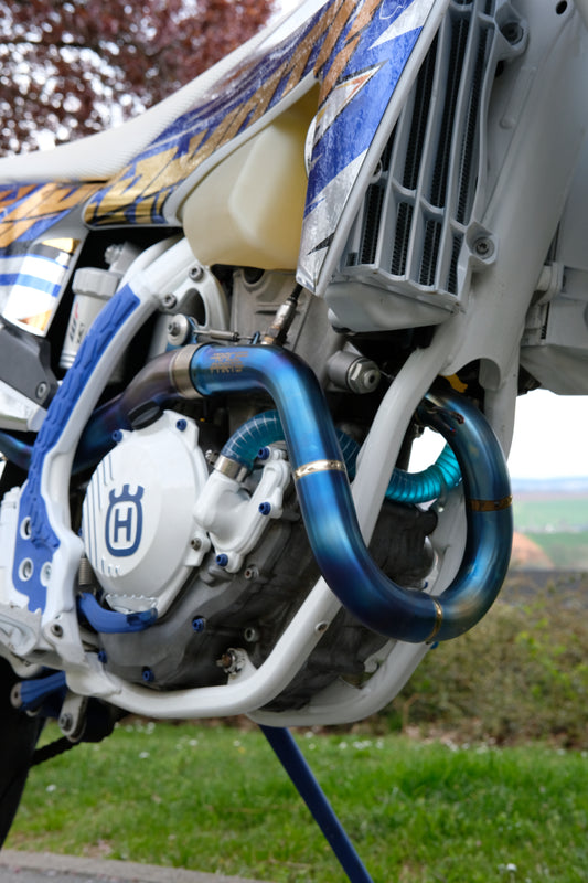 Titan-Auspuffkrümmer für KTM EXC-F 250/350 & Husqvarna FE 250/350 (2020-2023)